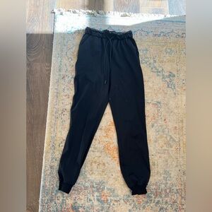 Lululemon size 2 black joggers. GREAT condition. 😊